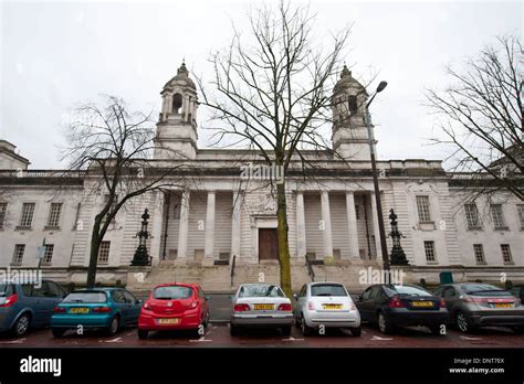 Cardiff Crown Court Stock Photo - Alamy