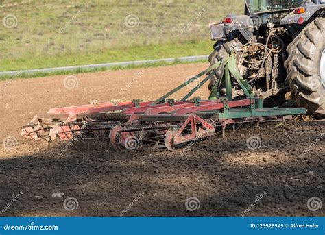 Farmer at Field Work - Detail Harrowing Stock Image - Image of tools, organic: 123928949