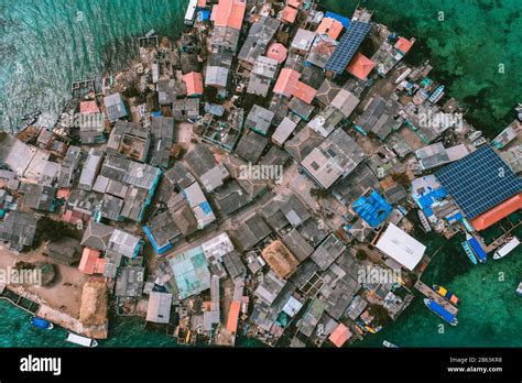 Aerial view of Santa Cruz del islote the most populated island in the world Stock Photo - Alamy