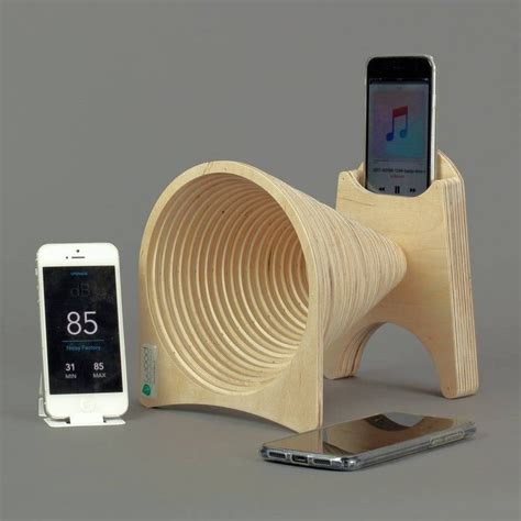 Smartphone Amplifier SOUND-1.0 in 2020 | Iphone speakers diy, Wooden speakers, Wood speakers