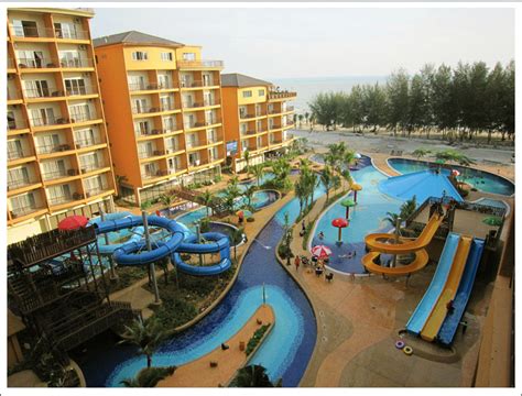 CHALET AND RESORT PANTAI MORIB: GOLD COAST MORIB WATER THEME PARK RESORT