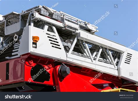 Hydraulic Ladder Fire Engine Rescue Firefighting Stock Photo 636224498 ...