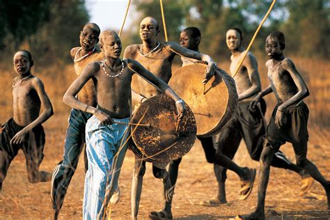 Dinka Warrior with Spear, South Sudan | African culture, Pastel art ...