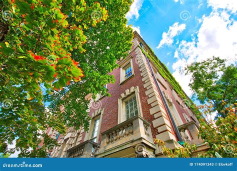 Boston University dorms stock image. Image of laureates - 174091343