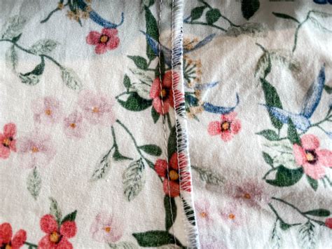 Seams - How to Sew a Plain and Open Seam Tutorial for Beginners ...