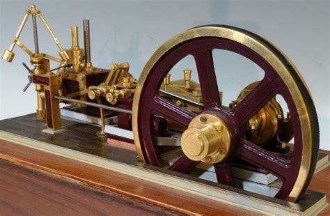 WORKING SCALE MODEL STATIONARY STEAM ENGINE : Lot 262A