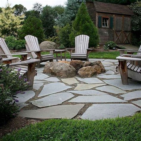 Awesome Backyard Fire Pit Design Ideas 06 in 2020 | Fire pit backyard ...