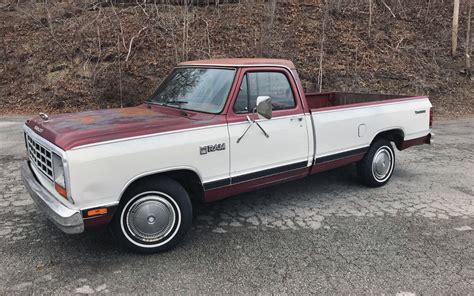 010323 – 1984 Dodge D150 Royal SE Prospector – 1 | Barn Finds