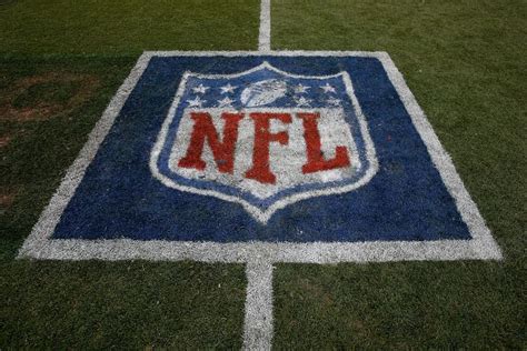 How do the NFL salary cap and cap space work? A detailed look at the system