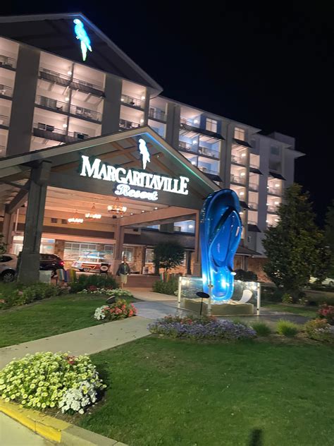 Margaritaville Resort Gatlinburg in Gatlinburg: Find Hotel Reviews ...