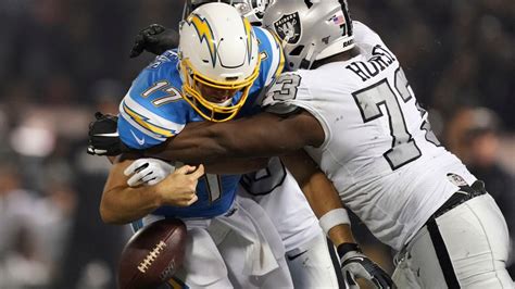 Chargers’ offensive line struggles vs. Raiders