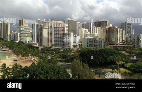 Kapiolani beach park Stock Videos & Footage - HD and 4K Video Clips - Alamy