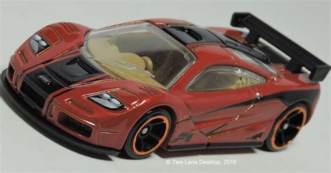 Two Lane Desktop: Hot Wheels Mclaren F1 GTR