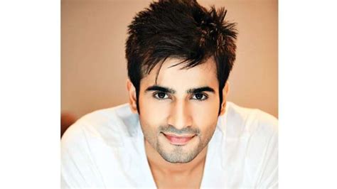 WANT 2021 TO BE A NORMAL YEAR WHEN MY PARENTS CAN STEP OUT: KARAN TACKER - The Daily Guardian