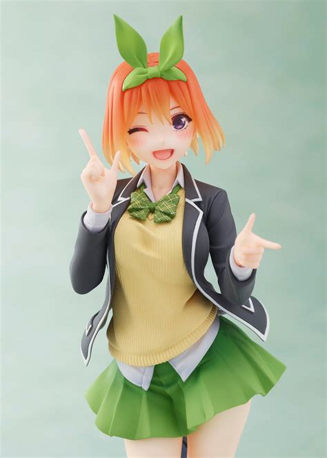 Coreful Figure The Quintessential Quintuplets Yotsuba Nakano: Uniform ...