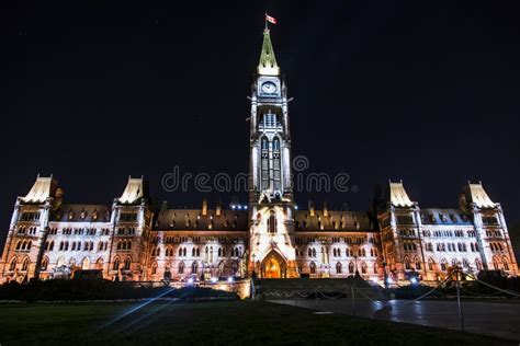 Canadian Parliament Building at Night Editorial Stock Photo - Image of ...