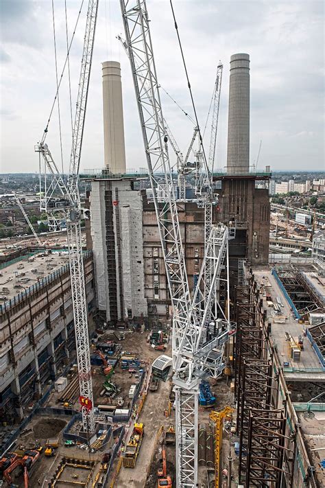 World-famous chimneys of Battersea Power Station are fully restored | London Evening Standard ...