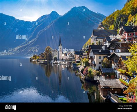 The village of Hallstatt, Lake Hallstatt, UNESCO World Heritage Hallstatt-Dachstein ...