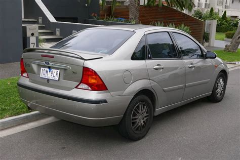 2003 Ford Focus SE - Wagon 2.0L auto