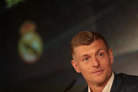 Real Madrid midfielder Toni Kroos warns Bayern Munich of "bad things" in upcoming documentary