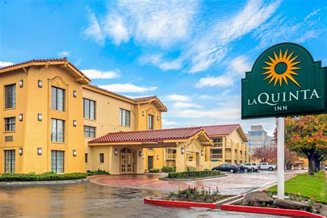 La Quinta Inn by Wyndham Fresno Yosemite | Fresno, CA Hotels