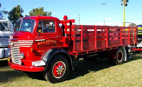 Historic Trucks: Commer trucks