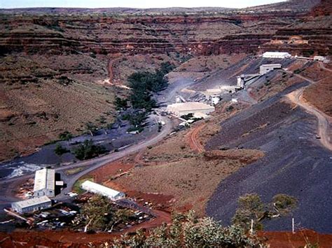 Australia, Wittenoom - asbestos mine in 1960's. Wittenoom is home to a blue asbestos mine, and ...