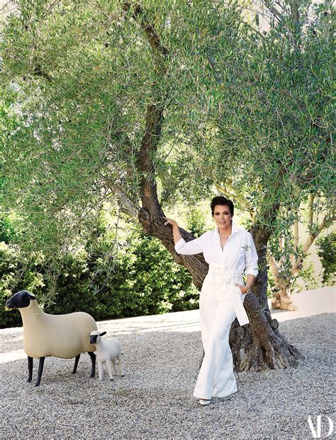 Momager Kris Jenner Gives AD a Tour of Her Never-Before-Seen Hidden Hills Home | Architectural ...