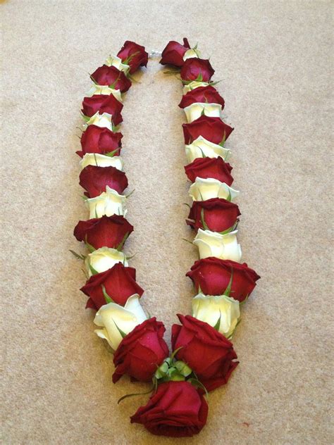 Red and White Rose Garland for Wedding Decorations