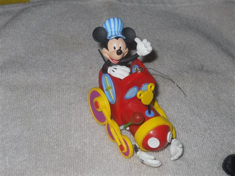 Mickey Mouse Train Hallmark 2010 | Mickey mouse christmas, Mickey mouse ...