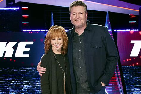 Blake Shelton and Reba McEntire Hilariously Look Back on Their 'Voice ...