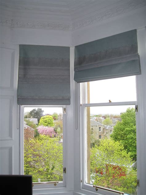 15 Best Roman Blinds on Bay Windows