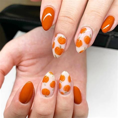 28 Halloween Nail Art Ideas for All the Different Tastes out There