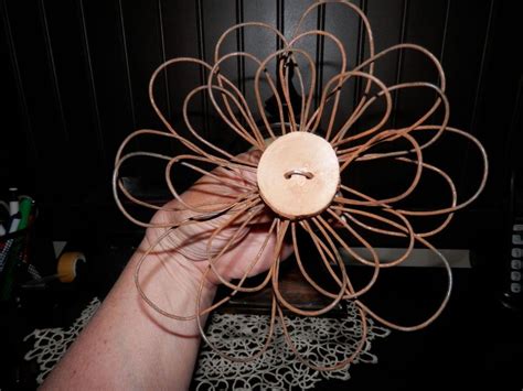 Rusty Wire Flowers | Wire flowers, Flower and Craft