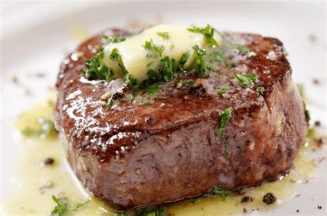 The Perfect Steak With Garlic Butter Recipe (Tender Temptations)