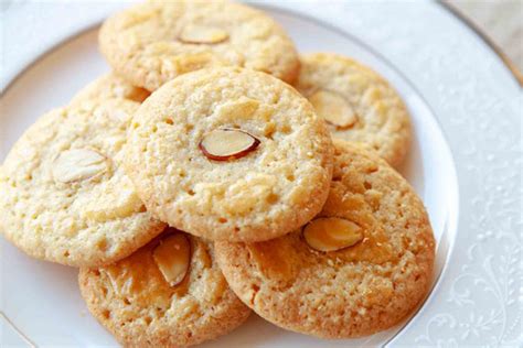 Cách Làm Bánh Quy Hạnh Nhân (Bánh Almond Cookies)