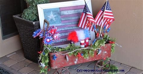 Extreme Domestication: ************** July 4th Porch Decor and DIY Firecrackers