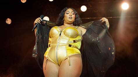 Best Lizzo Songs: 20 Juiced-Up Bangers - Dig!