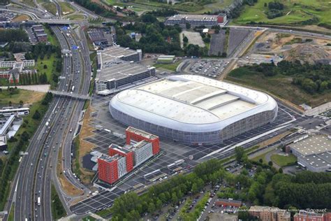 Decathlon Arena Stade Pierre Mauroy (Grand Stade Lille-Métropole ...