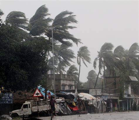 Cyclone Amphan: West Bengal seeks Indian army's support - UPI.com