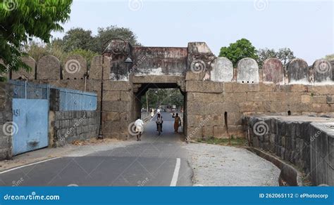 Main Entrance of the Vellore Fort, Vellore, Tamilnadu, Editorial Photography - Image of nadu ...