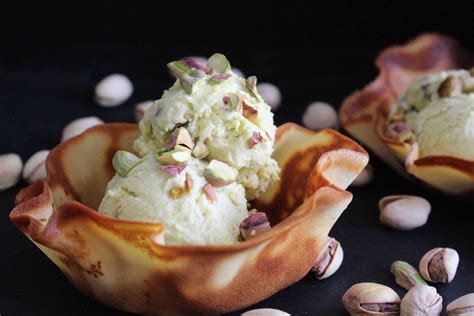 Homemade No Churn Pistachio Ice Cream - DomesticAdventurer