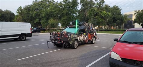 what in the zombie apocalypse is going on here? : r/Shitty_Car_Mods