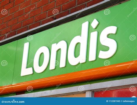 Londis UK shop sign logo editorial image. Image of newsagent - 112281945