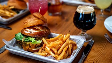 OMG Burger and Brew: Best Burgers in Town - Photo Gallery , OMG Burger ...