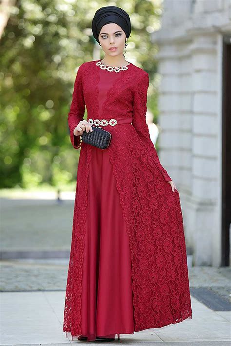 CLARET RED EVENING DRESS