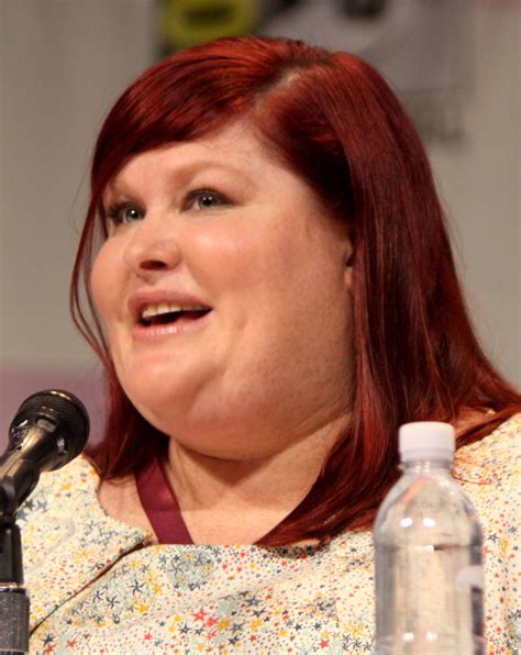 File:Cassandra Clare by Gage Skidmore, 2013 b.jpg - Wikimedia Commons