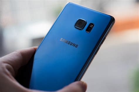 Samsung Recalls Galaxy Note 7 Amid Explosion Worries