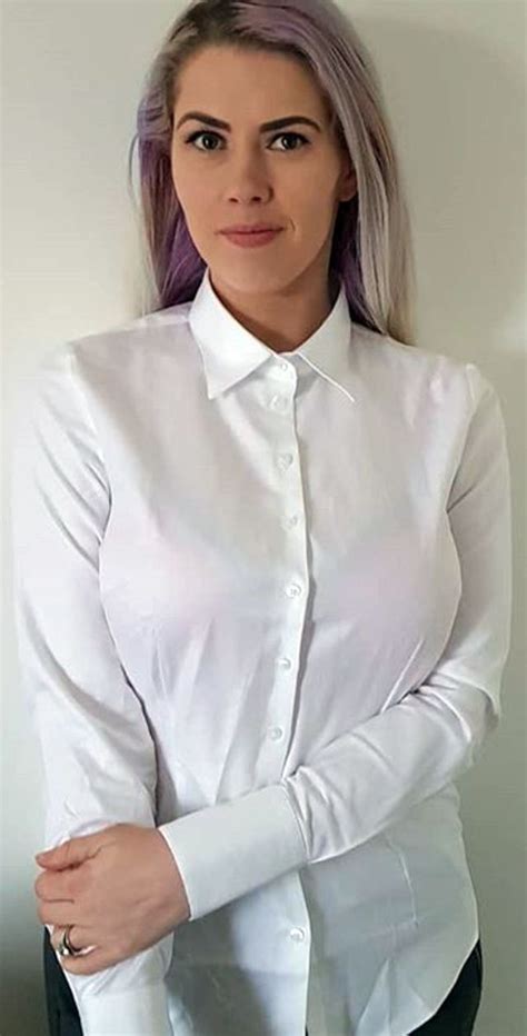 Pin by Jonathan Hernández on Uniformes | White shirts women, Pretty blouses, Women