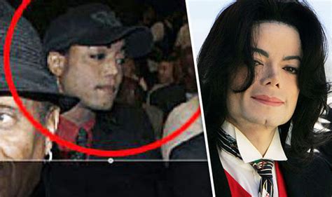 SHOCK PICTURE: MICHAEL Jackson 'still alive and sitting in crowd' this ...